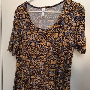 LuLaRoe - Classic Tee